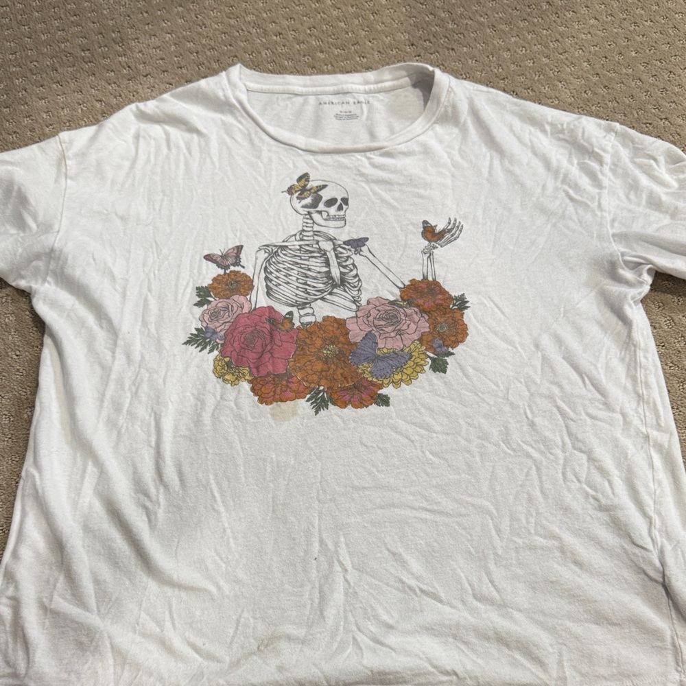 American Eagle Outfitters Gray T-Shirt